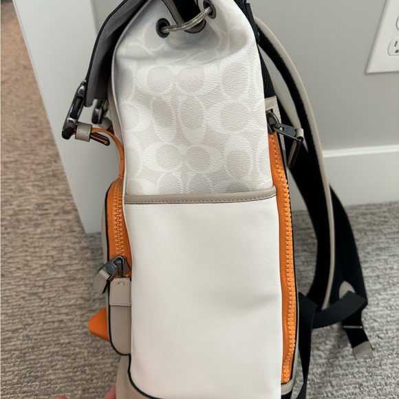 COACH NWT Backpack - Picture 4 of 6